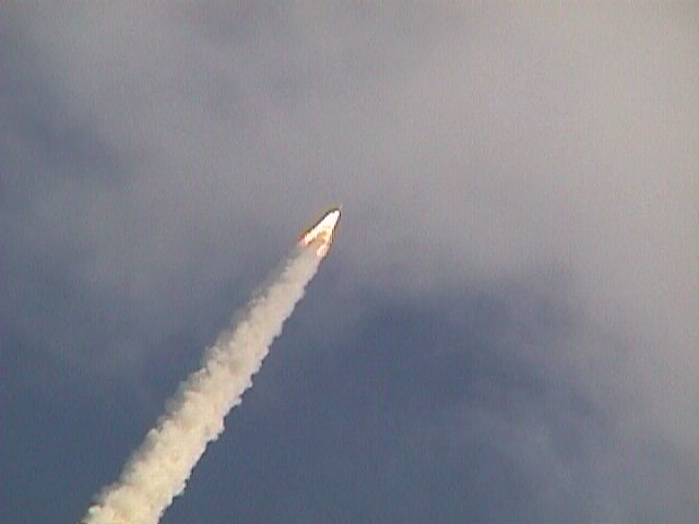 There was very little cloud cover so we could see the shuttle for a long time